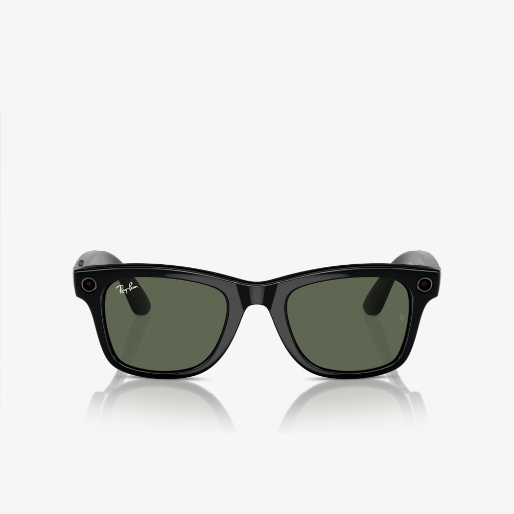 Ray-Ban Meta Wayfarer Sunglasses